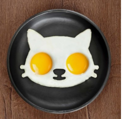 貓咪可以吃蛋黃嗎_貓咪蛋黃能吃嗎_蛋黃可以給貓貓吃嗎